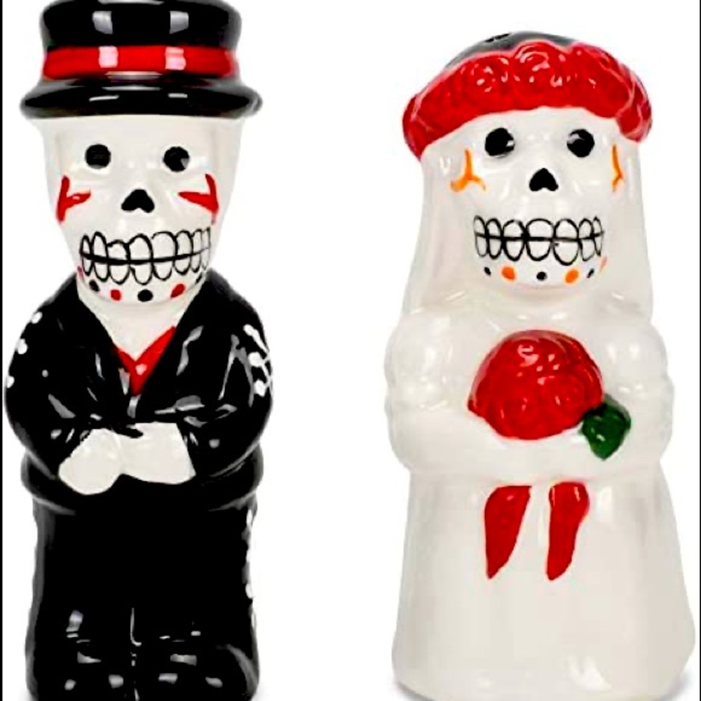 Day of the Dead Wedding Couple Ceramic Salt & Pepper Shaker Set 4.25” NWT